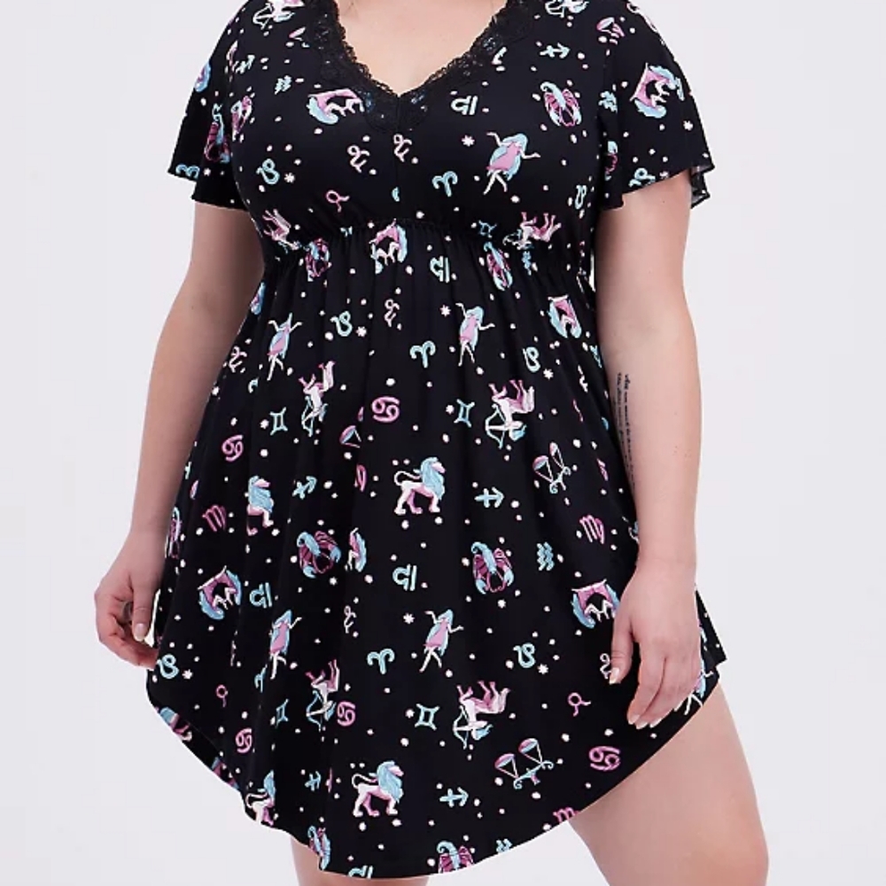 NWT Torrid Babydoll Zodiac Signs Gown